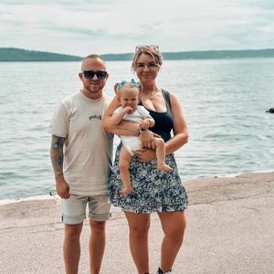 Meet your Posher, Adam